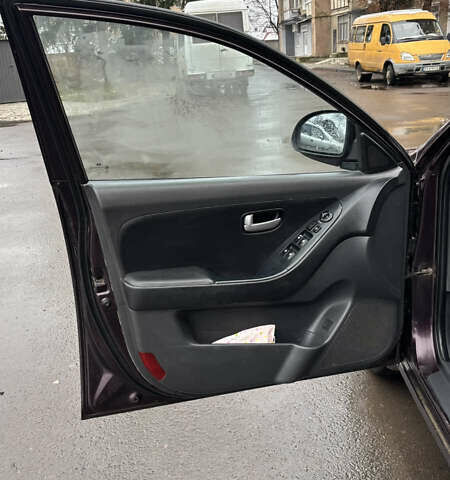 Фиолетовый Хендай Элантра, объемом двигателя 1.59 л и пробегом 383 тыс. км за 5900 $, фото 1 на Automoto.ua