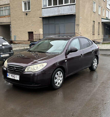 Фиолетовый Хендай Элантра, объемом двигателя 1.59 л и пробегом 383 тыс. км за 5900 $, фото 14 на Automoto.ua