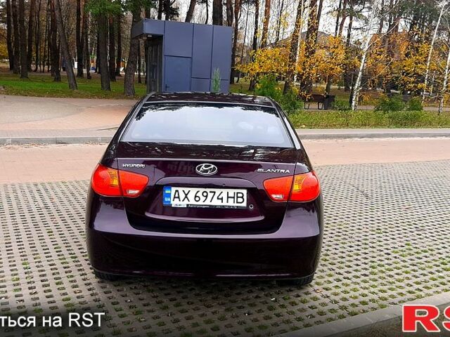Фиолетовый Хендай Элантра, объемом двигателя 1.6 л и пробегом 232 тыс. км за 6250 $, фото 3 на Automoto.ua
