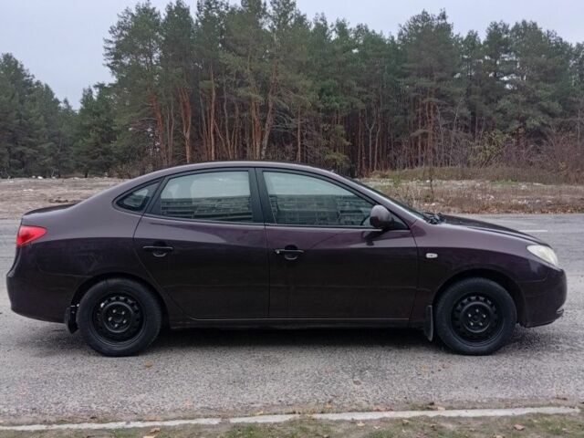 Фиолетовый Хендай Элантра, объемом двигателя 1.6 л и пробегом 333 тыс. км за 5000 $, фото 7 на Automoto.ua