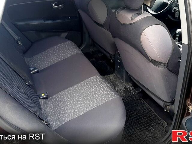 Фиолетовый Хендай Элантра, объемом двигателя 1.6 л и пробегом 232 тыс. км за 6250 $, фото 8 на Automoto.ua