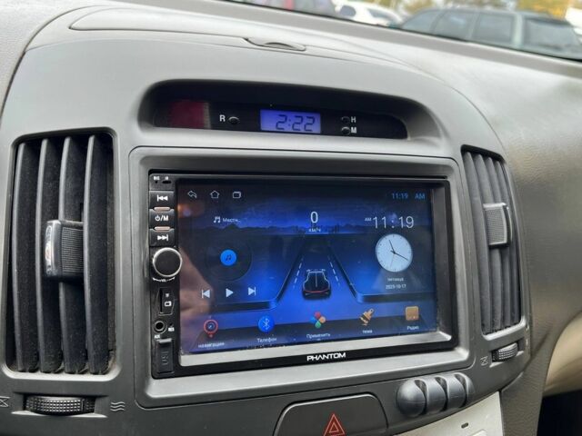 Хендай Элантра 2008 в Николаеве на Automoto.ua Фиолетовый Хендай Элантра, объемом двигателя 2 л и пробегом 243 тыс. км за 4899 $, фото 6 на Automoto.ua