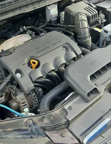 Хендай Элантра 2008 в Василькове на Automoto.ua Фиолетовый Хендай Элантра, объемом двигателя 1.59 л и пробегом 262 тыс. км за 5500 $, фото 11 на Automoto.ua