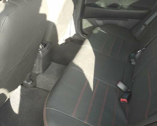 Фиолетовый Хендай Элантра, объемом двигателя 1.59 л и пробегом 192 тыс. км за 6500 $, фото 5 на Automoto.ua