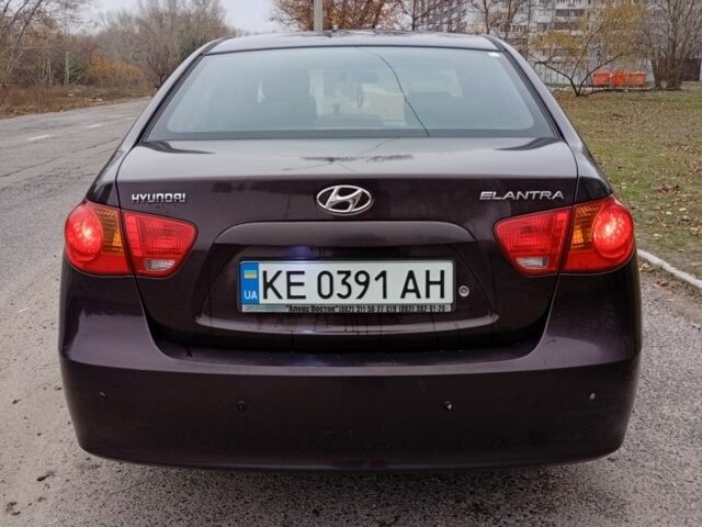 Фиолетовый Хендай Элантра, объемом двигателя 1.6 л и пробегом 333 тыс. км за 5000 $, фото 5 на Automoto.ua