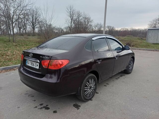 Фиолетовый Хендай Элантра, объемом двигателя 1.6 л и пробегом 204 тыс. км за 5900 $, фото 1 на Automoto.ua