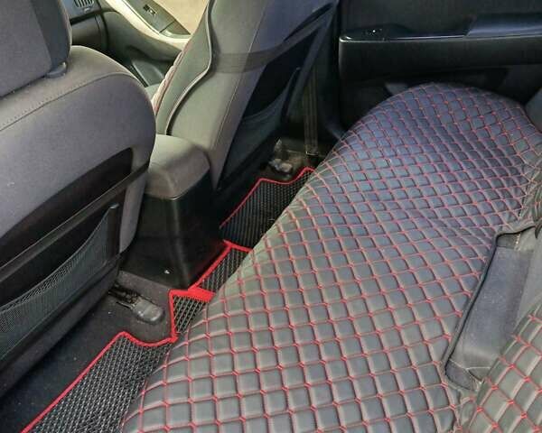 Фіолетовий Хендай Елантра, об'ємом двигуна 1.59 л та пробігом 202 тис. км за 5900 $, фото 5 на Automoto.ua