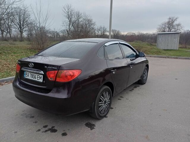 Фиолетовый Хендай Элантра, объемом двигателя 1.6 л и пробегом 204 тыс. км за 5900 $, фото 3 на Automoto.ua