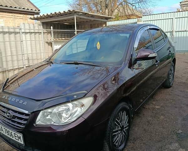 Фіолетовий Хендай Елантра, об'ємом двигуна 1.59 л та пробігом 202 тис. км за 5900 $, фото 1 на Automoto.ua