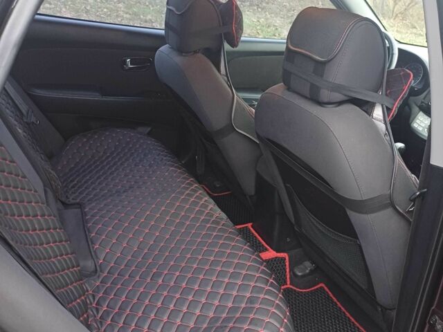 Фиолетовый Хендай Элантра, объемом двигателя 1.6 л и пробегом 204 тыс. км за 5900 $, фото 2 на Automoto.ua