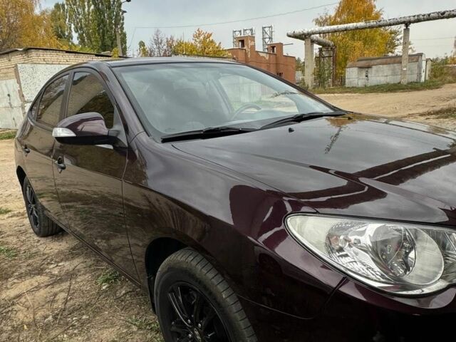 Фиолетовый Хендай Элантра, объемом двигателя 1.6 л и пробегом 216 тыс. км за 6500 $, фото 1 на Automoto.ua