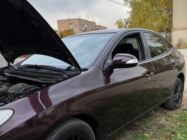 Фиолетовый Хендай Элантра, объемом двигателя 1.6 л и пробегом 216 тыс. км за 6500 $, фото 2 на Automoto.ua