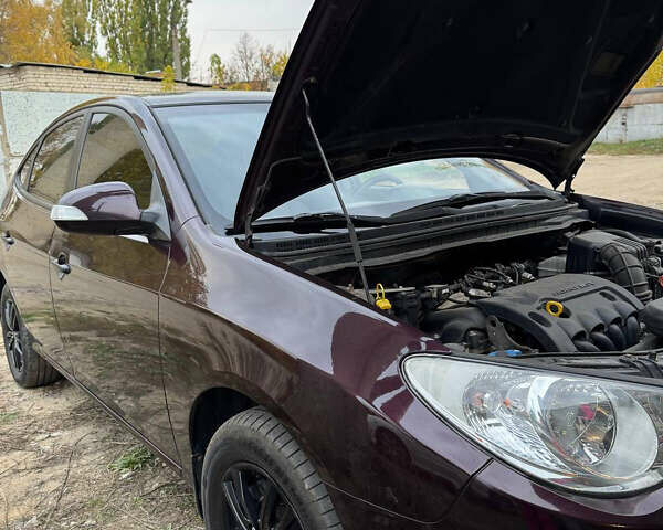 Хендай Элантра 2011 в Харькове на Automoto.ua Фиолетовый Хендай Элантра, объемом двигателя 1.59 л и пробегом 216 тыс. км за 6500 $, фото 3 на Automoto.ua