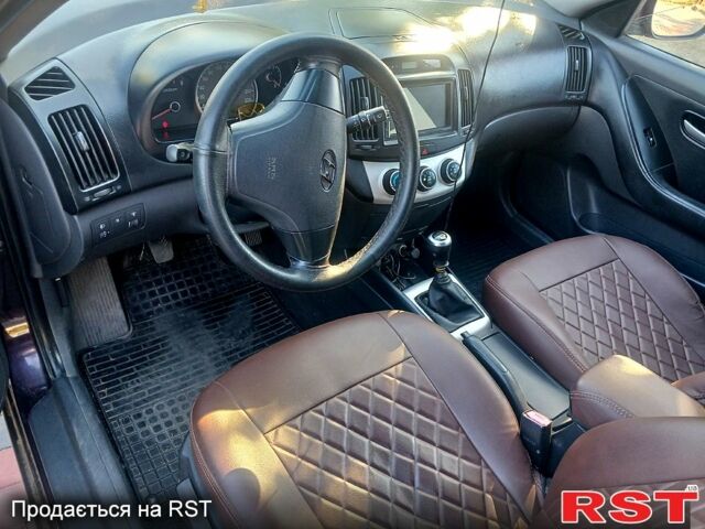Коричневий Хендай Елантра, об'ємом двигуна 1.6 л та пробігом 0 тис. км за 5800 $, фото 2 на Automoto.ua