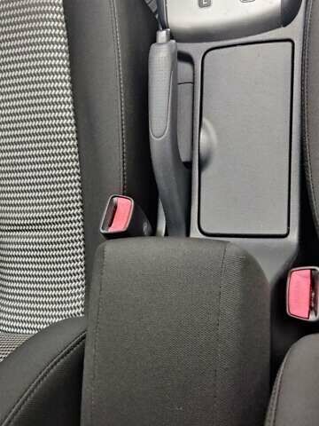 Коричневый Хендай Элантра, объемом двигателя 1.6 л и пробегом 199 тыс. км за 5800 $, фото 9 на Automoto.ua