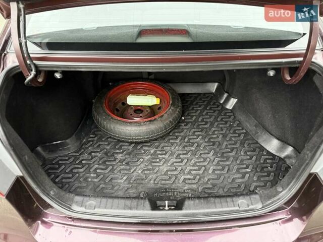 Коричневый Хендай Элантра, объемом двигателя 1.59 л и пробегом 199 тыс. км за 6300 $, фото 25 на Automoto.ua