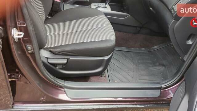 Коричневый Хендай Элантра, объемом двигателя 1.6 л и пробегом 199 тыс. км за 5800 $, фото 10 на Automoto.ua