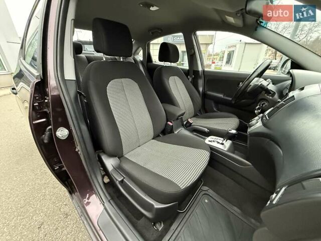 Коричневый Хендай Элантра, объемом двигателя 1.59 л и пробегом 199 тыс. км за 6300 $, фото 12 на Automoto.ua