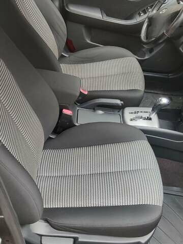 Коричневый Хендай Элантра, объемом двигателя 1.6 л и пробегом 199 тыс. км за 5800 $, фото 5 на Automoto.ua