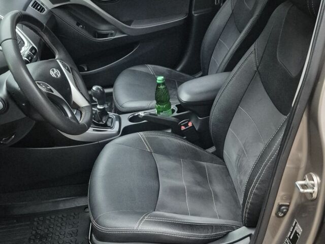 Коричневий Хендай Елантра, об'ємом двигуна 1.6 л та пробігом 220 тис. км за 7850 $, фото 7 на Automoto.ua