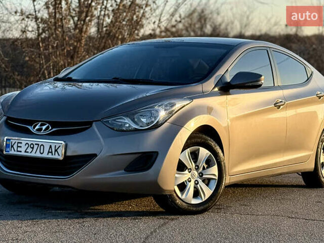Коричневый Хендай Элантра, объемом двигателя 1.6 л и пробегом 160 тыс. км за 8400 $, фото 1 на Automoto.ua