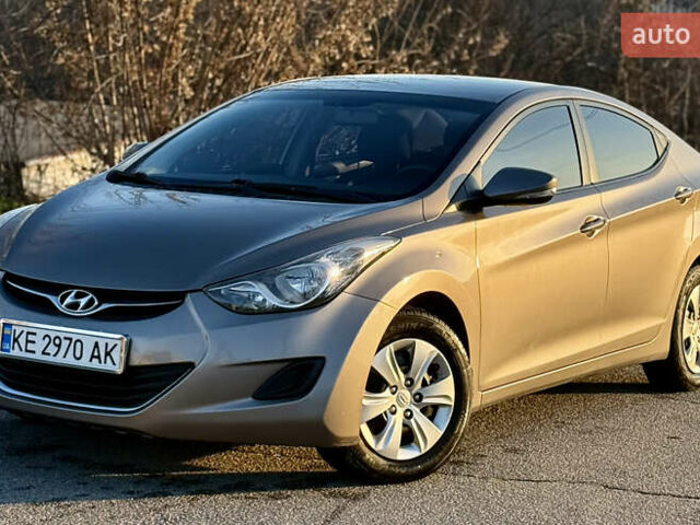 Коричневый Хендай Элантра, объемом двигателя 1.6 л и пробегом 160 тыс. км за 8400 $, фото 2 на Automoto.ua