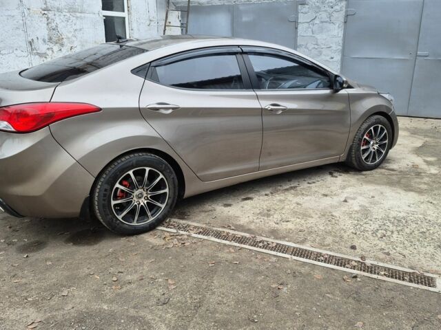 Коричневий Хендай Елантра, об'ємом двигуна 1.6 л та пробігом 220 тис. км за 7850 $, фото 2 на Automoto.ua