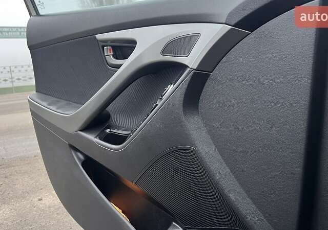 Коричневый Хендай Элантра, объемом двигателя 1.8 л и пробегом 107 тыс. км за 9800 $, фото 43 на Automoto.ua