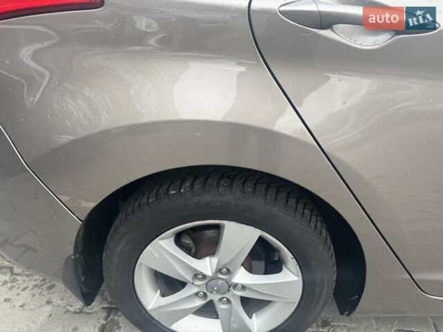 Коричневый Хендай Элантра, объемом двигателя 1.8 л и пробегом 176 тыс. км за 8400 $, фото 24 на Automoto.ua