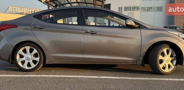 Коричневый Хендай Элантра, объемом двигателя 1.59 л и пробегом 119 тыс. км за 11450 $, фото 2 на Automoto.ua