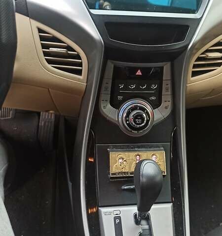 Коричневый Хендай Элантра, объемом двигателя 1.8 л и пробегом 220 тыс. км за 7800 $, фото 5 на Automoto.ua