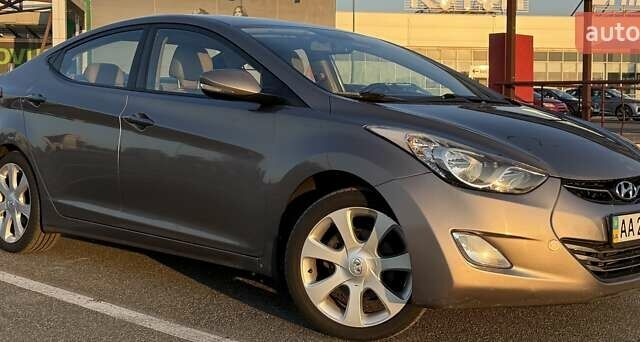 Коричневый Хендай Элантра, объемом двигателя 1.59 л и пробегом 119 тыс. км за 11450 $, фото 1 на Automoto.ua