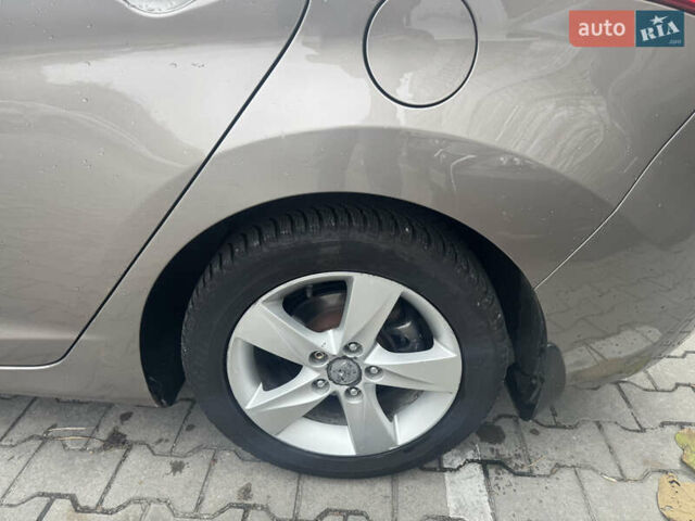 Коричневый Хендай Элантра, объемом двигателя 1.8 л и пробегом 176 тыс. км за 8400 $, фото 25 на Automoto.ua