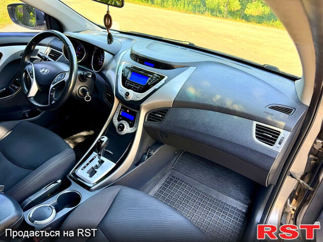 Коричневый Хендай Элантра, объемом двигателя 1.8 л и пробегом 214 тыс. км за 8890 $, фото 13 на Automoto.ua