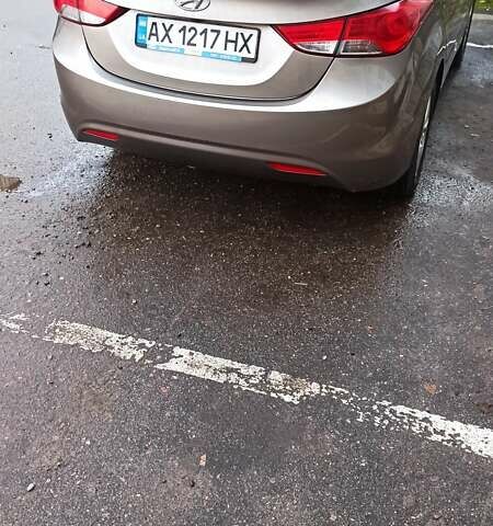 Коричневый Хендай Элантра, объемом двигателя 1.8 л и пробегом 220 тыс. км за 7800 $, фото 1 на Automoto.ua