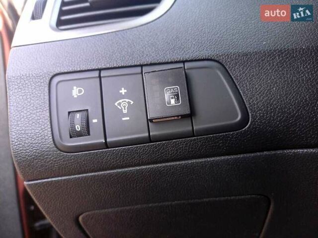 Коричневый Хендай Элантра, объемом двигателя 1.8 л и пробегом 155 тыс. км за 8000 $, фото 25 на Automoto.ua