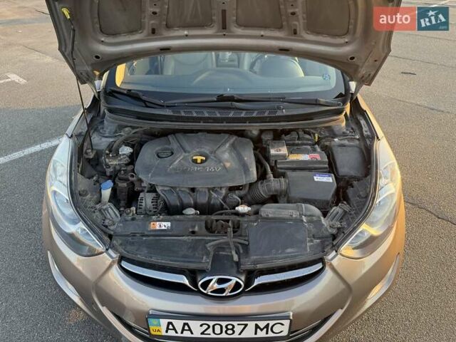 Коричневый Хендай Элантра, объемом двигателя 1.59 л и пробегом 119 тыс. км за 11450 $, фото 10 на Automoto.ua