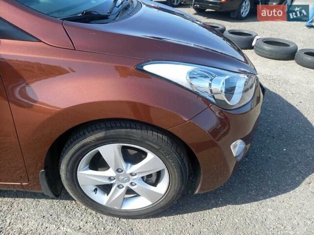 Коричневый Хендай Элантра, объемом двигателя 1.8 л и пробегом 155 тыс. км за 8000 $, фото 5 на Automoto.ua