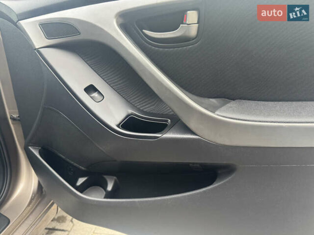 Коричневый Хендай Элантра, объемом двигателя 1.8 л и пробегом 176 тыс. км за 8400 $, фото 29 на Automoto.ua