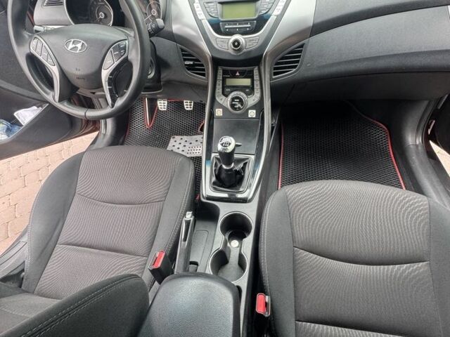 Коричневый Хендай Элантра, объемом двигателя 1.8 л и пробегом 268 тыс. км за 7800 $, фото 12 на Automoto.ua