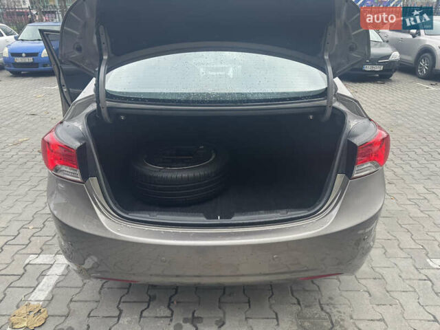 Коричневый Хендай Элантра, объемом двигателя 1.8 л и пробегом 176 тыс. км за 8400 $, фото 40 на Automoto.ua