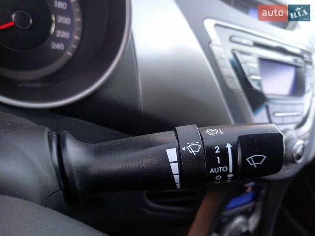 Коричневый Хендай Элантра, объемом двигателя 1.8 л и пробегом 155 тыс. км за 8000 $, фото 32 на Automoto.ua