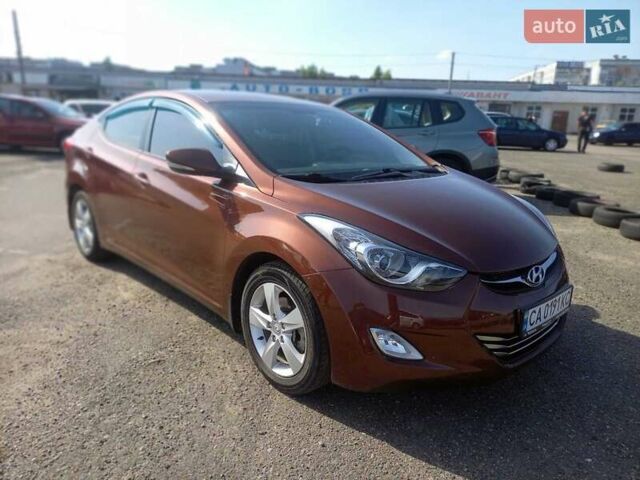 Коричневый Хендай Элантра, объемом двигателя 1.8 л и пробегом 155 тыс. км за 8000 $, фото 2 на Automoto.ua