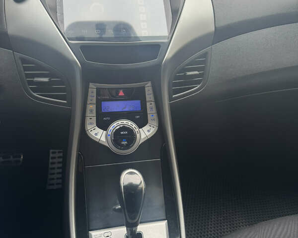 Коричневый Хендай Элантра, объемом двигателя 1.8 л и пробегом 176 тыс. км за 8400 $, фото 35 на Automoto.ua