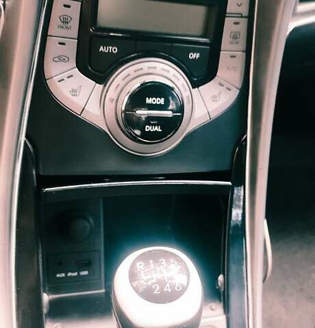 Коричневый Хендай Элантра, объемом двигателя 1.8 л и пробегом 186 тыс. км за 9100 $, фото 12 на Automoto.ua