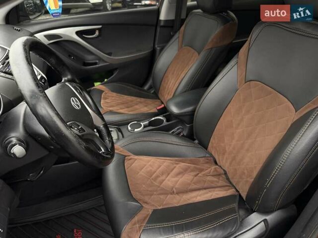 Коричневый Хендай Элантра, объемом двигателя 1.59 л и пробегом 247 тыс. км за 8900 $, фото 12 на Automoto.ua