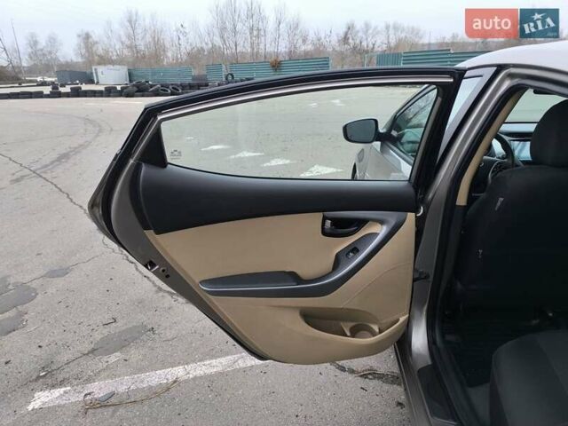 Коричневый Хендай Элантра, объемом двигателя 1.8 л и пробегом 197 тыс. км за 6900 $, фото 14 на Automoto.ua