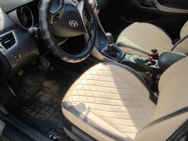 Коричневий Хендай Елантра, об'ємом двигуна 1.6 л та пробігом 101 тис. км за 9500 $, фото 2 на Automoto.ua