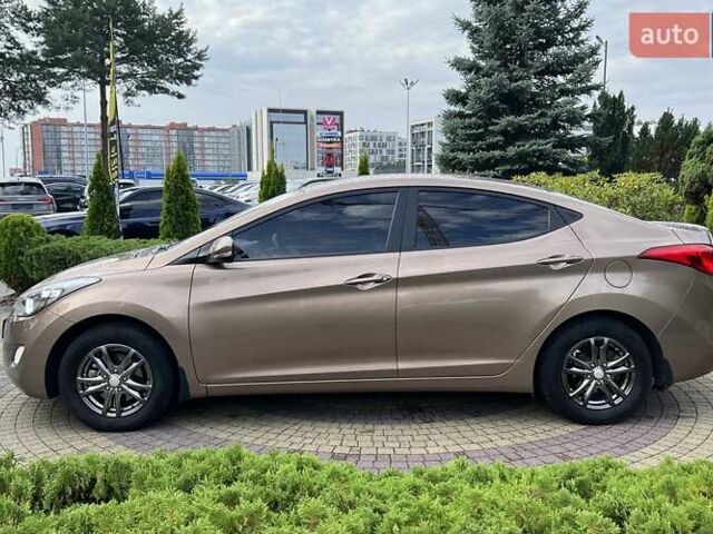 Коричневый Хендай Элантра, объемом двигателя 1.59 л и пробегом 140 тыс. км за 9700 $, фото 3 на Automoto.ua
