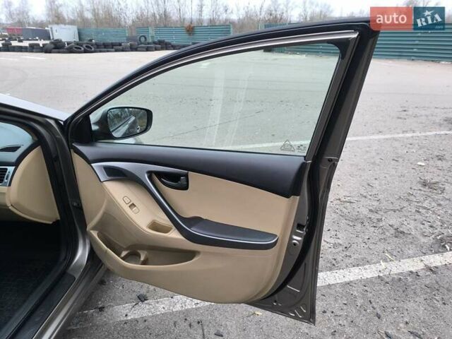 Коричневый Хендай Элантра, объемом двигателя 1.8 л и пробегом 197 тыс. км за 6900 $, фото 18 на Automoto.ua